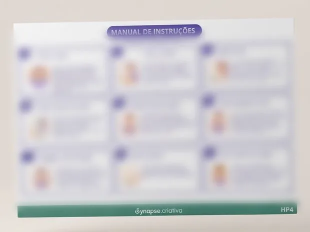 Verso da mesma prancha HP4: o manual de instruções, com o texto intencionalmente desfocado.